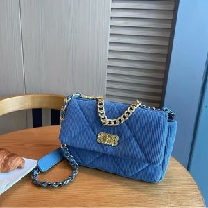 Blue Fashion Chain Bag